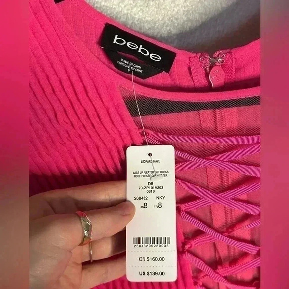 Bebe NWT Valentines Day 💕 Pink Lace Up Mini Dress Pleated Size 8 - Picture 5 of 5
